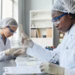 Medical lab technologist working in laboratory representing allied health contractor jobs Canada