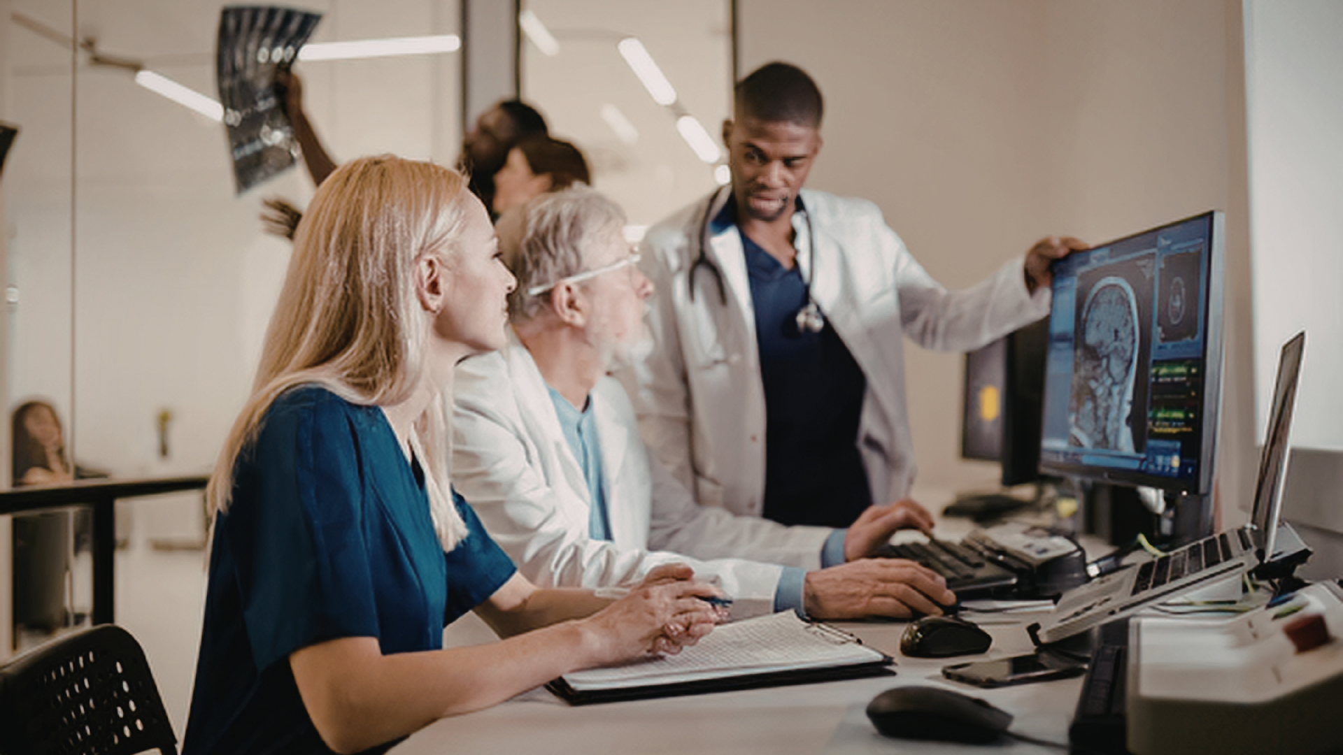 Healthcare professional in diagnostic imaging setting representing sonographer and MRT contract roles in Canada